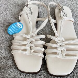 Seychelles Ivory Multi-Strap T-Strap Sandals